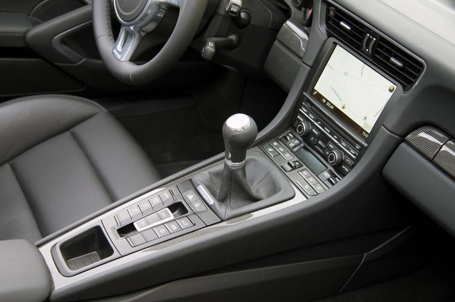  Porsche 911 Targa 2014 года  (фото 27 из 42)